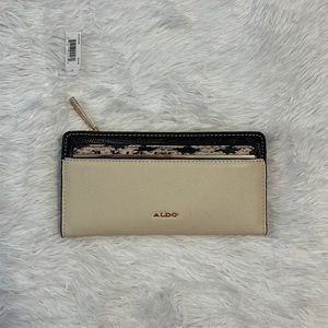 NWT Aldo wallet